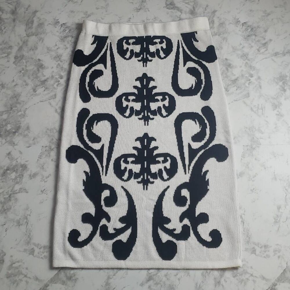 Derek Heart Black and White Skirt Size Medium
